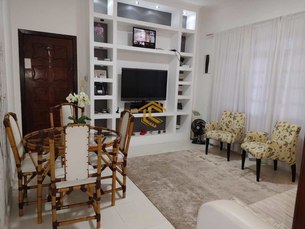 Casa em Praia Grande, no bairro Maracanã