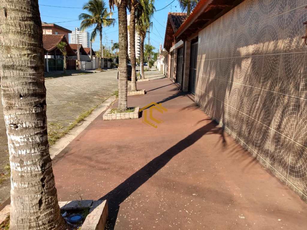 Casa em Praia Grande, no bairro Maracanã