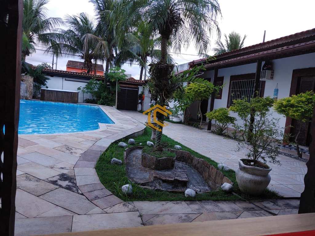 Casa em Praia Grande, no bairro Maracanã