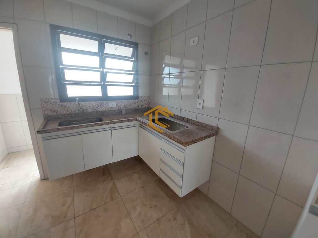 Loja em Praia Grande, no bairro Caiçara