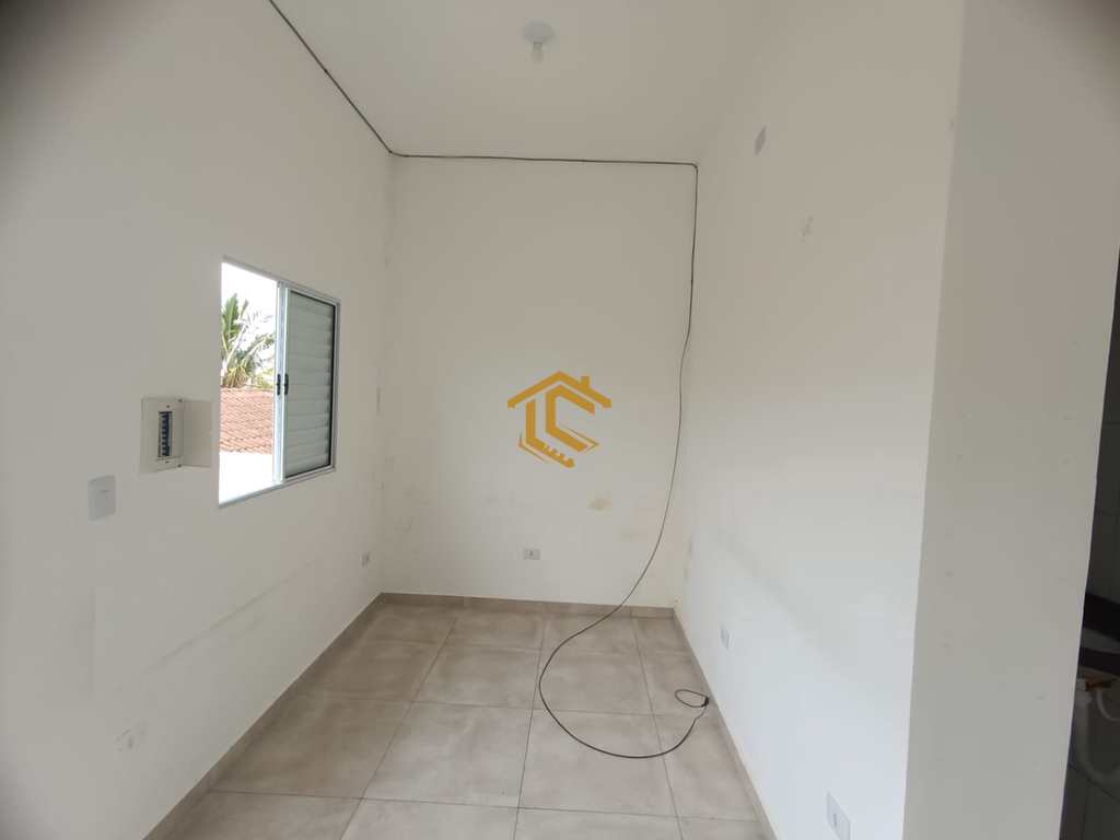 Kitnet em Praia Grande, no bairro Jd Imperador