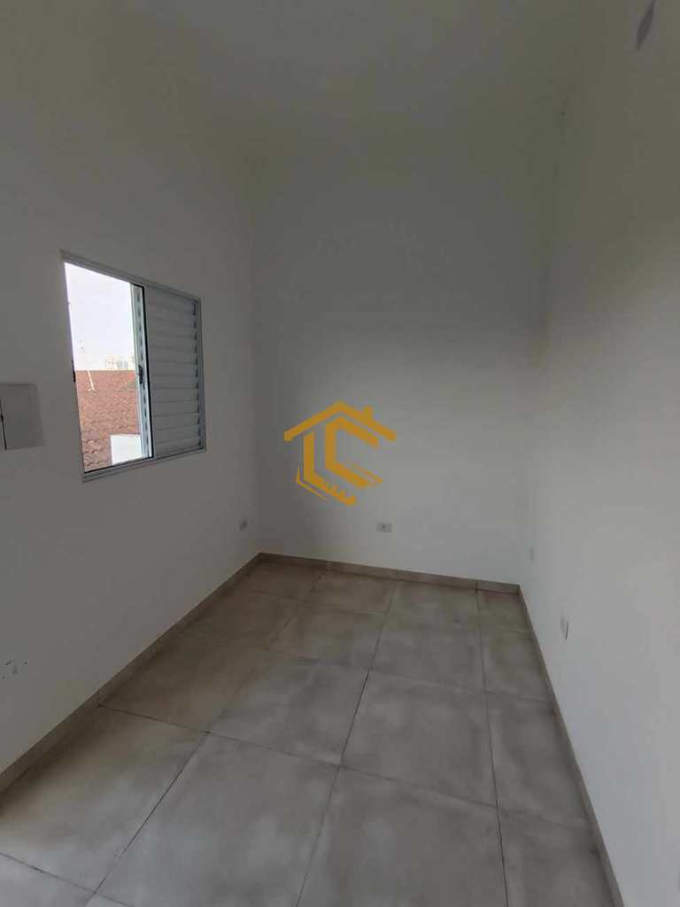 Kitnet em Praia Grande, no bairro Jd Imperador