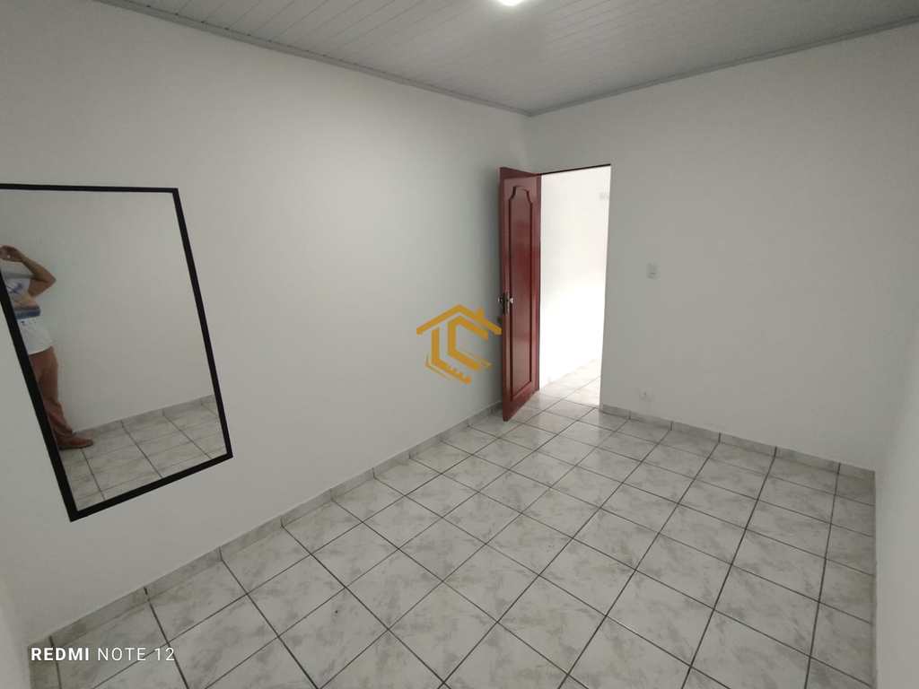 Casa em Praia Grande, no bairro Anhanguera