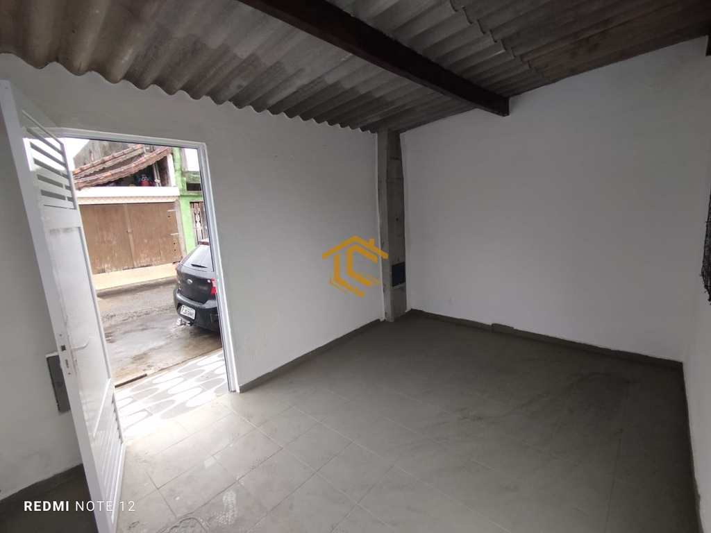 Casa em Praia Grande, no bairro Anhanguera