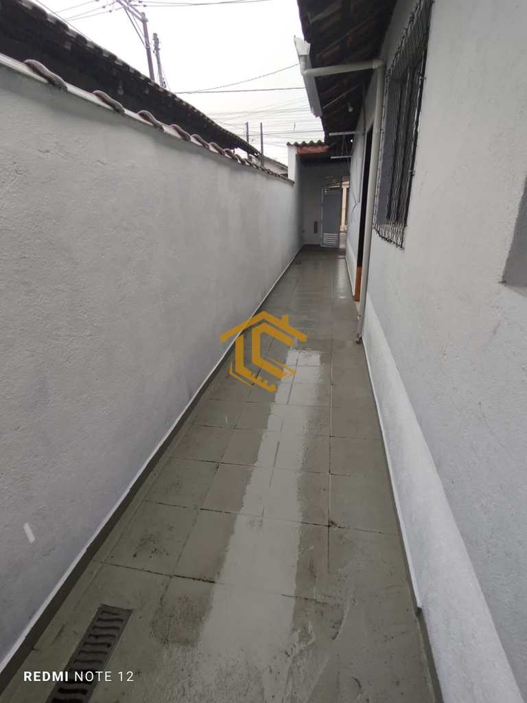 Casa em Praia Grande, no bairro Anhanguera