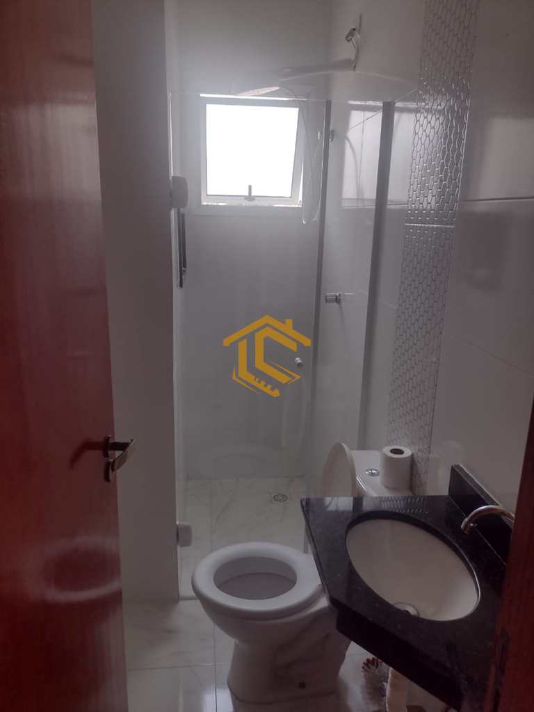 Casa de Condomínio em Praia Grande, no bairro Caiçara