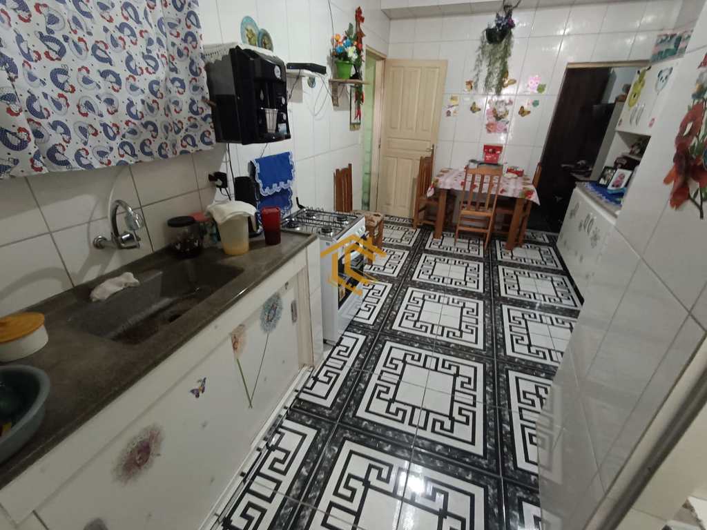 Casa em Praia Grande, no bairro Ribeirópolis