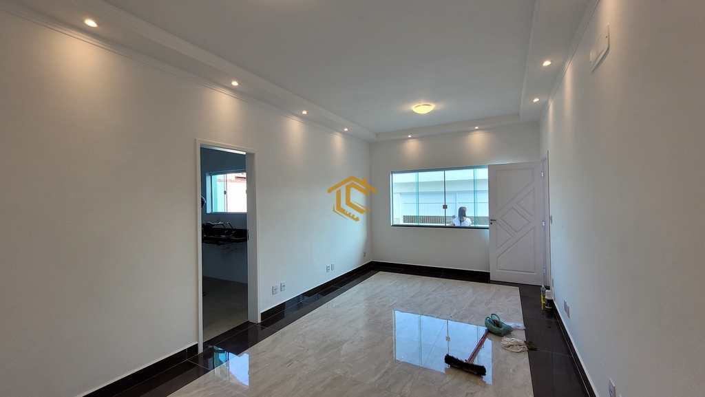 Casa em Praia Grande, no bairro Real