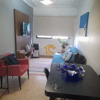 Apartamento em Praia Grande, bairro Caiçara