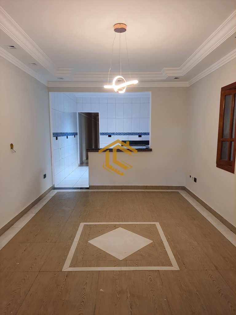 Casa em Praia Grande, no bairro Maracanã