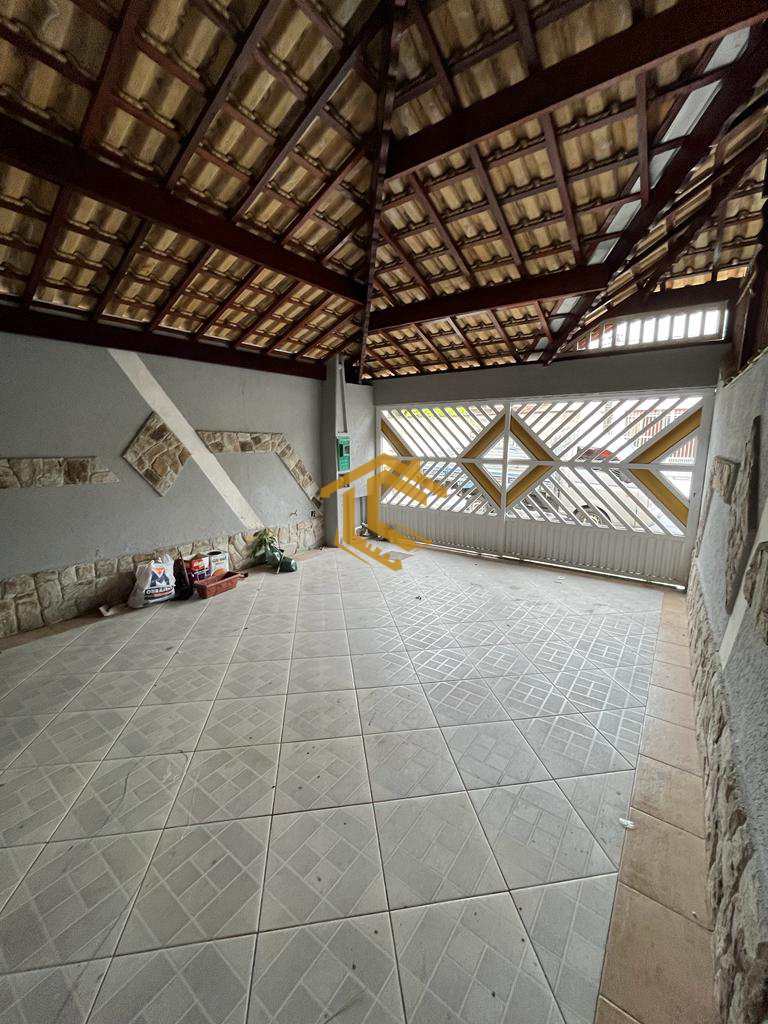 Casa em Praia Grande, no bairro Maracanã