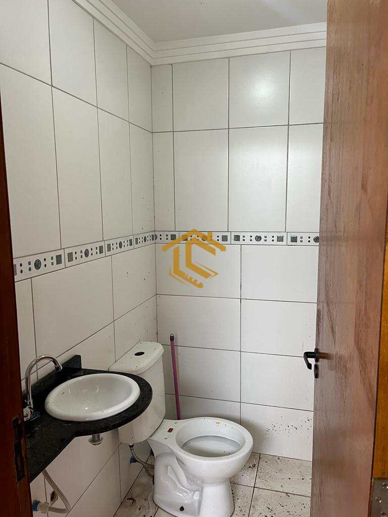 Casa em Praia Grande, no bairro Maracanã