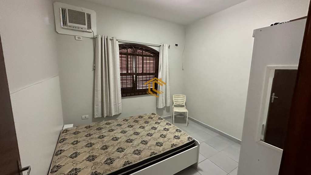 Casa em Praia Grande, no bairro Real