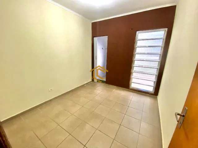 Casa em Praia Grande, no bairro Samambaia