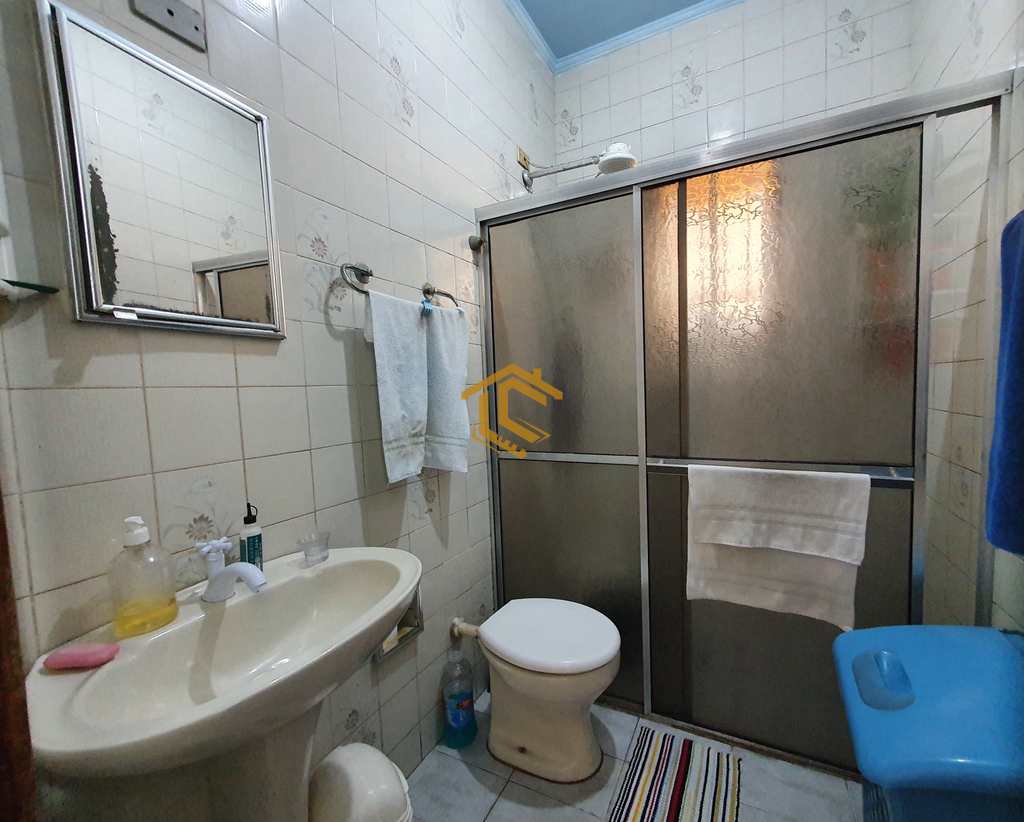 Casa em Praia Grande, no bairro Ocian