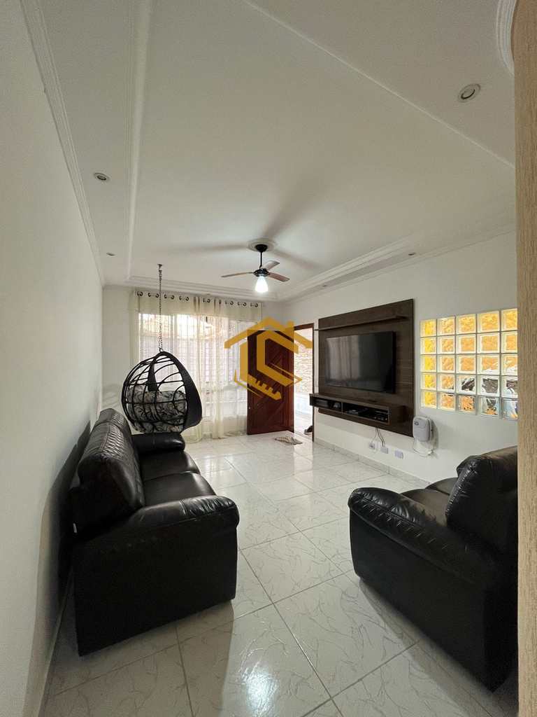 Casa em Praia Grande, no bairro Ocian