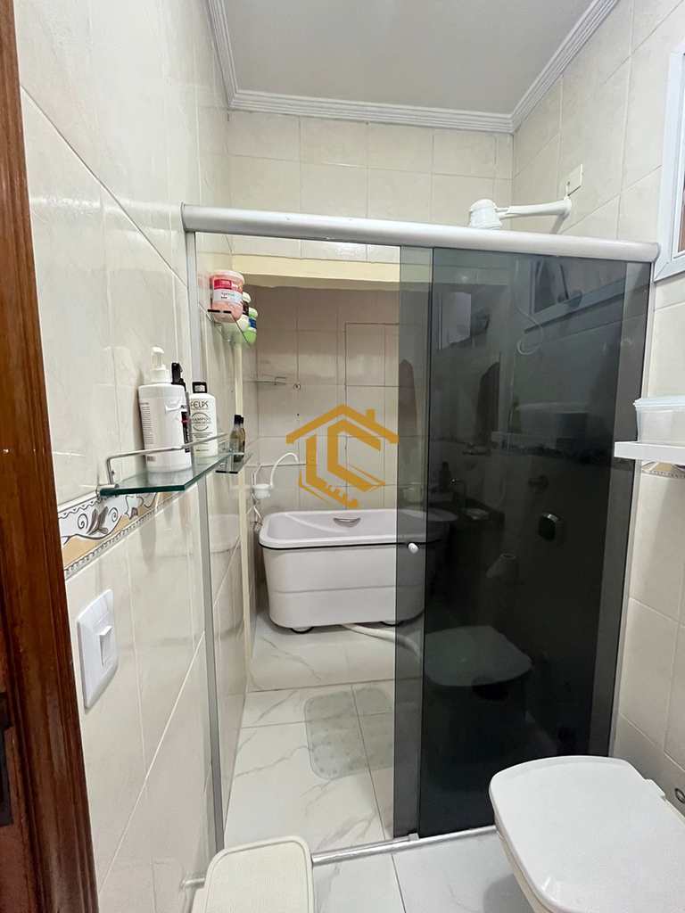 Casa em Praia Grande, no bairro Ocian