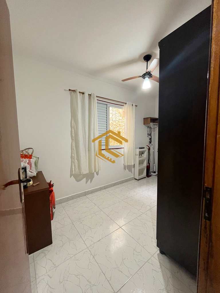 Casa em Praia Grande, no bairro Ocian