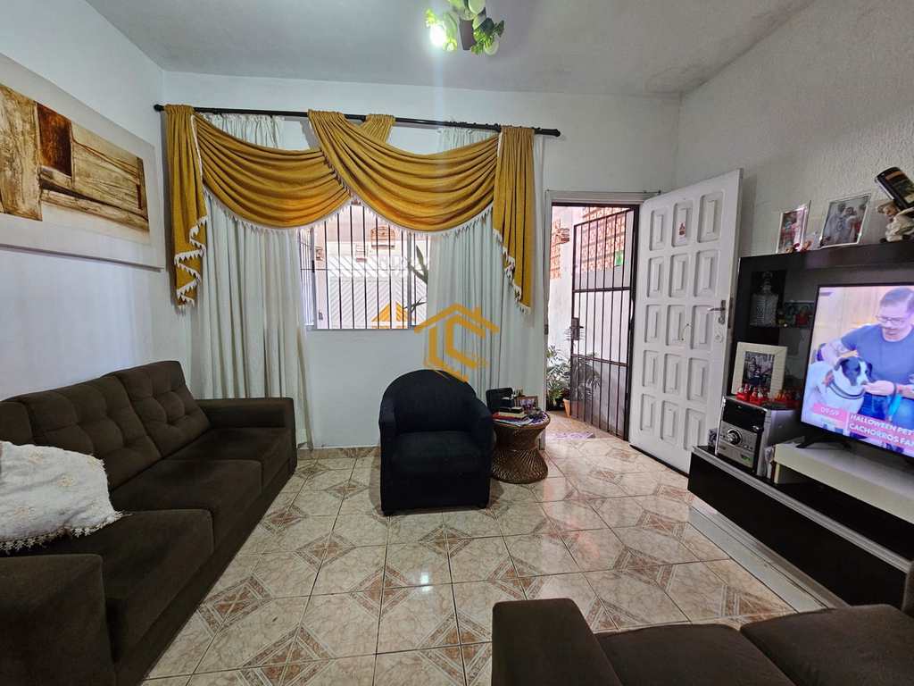 Casa em Praia Grande, no bairro Ocian
