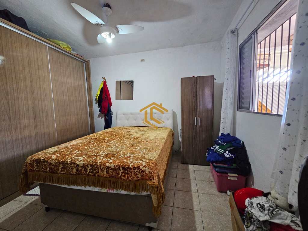Casa em Praia Grande, no bairro Ocian