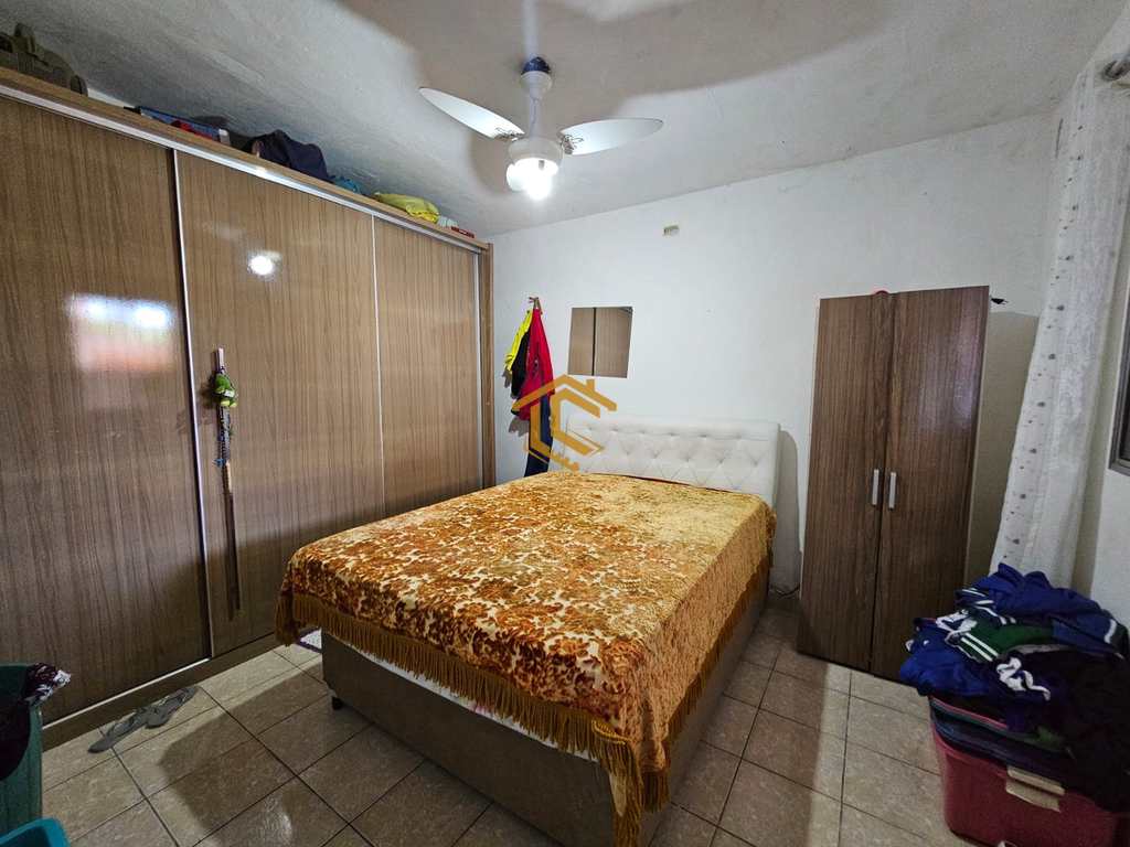 Casa em Praia Grande, no bairro Ocian