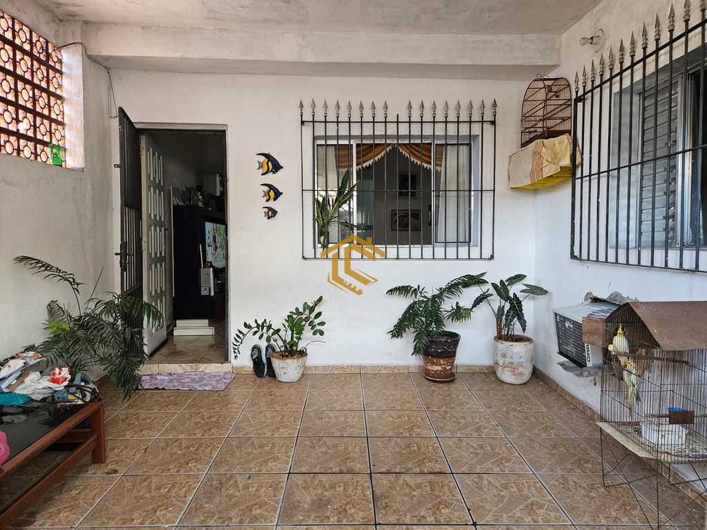 Casa em Praia Grande, no bairro Ocian