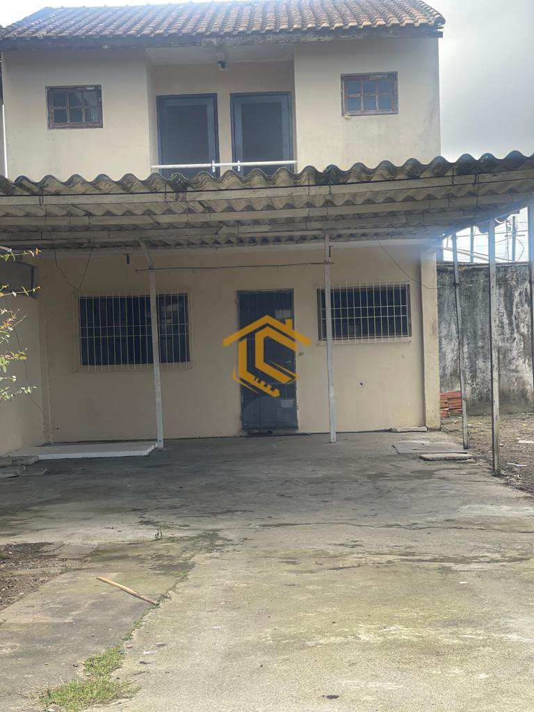 Casa em Praia Grande, no bairro Melvi