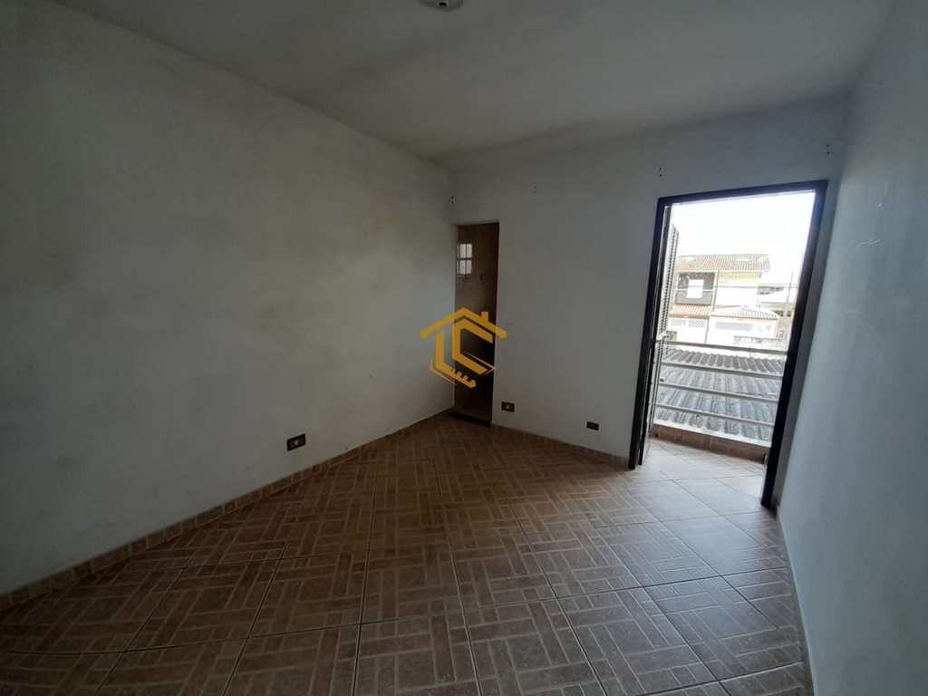Casa em Praia Grande, no bairro Melvi