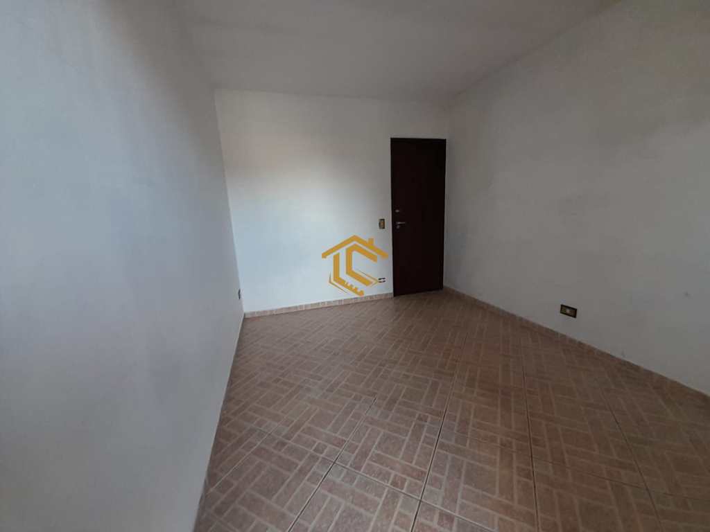 Casa em Praia Grande, no bairro Melvi
