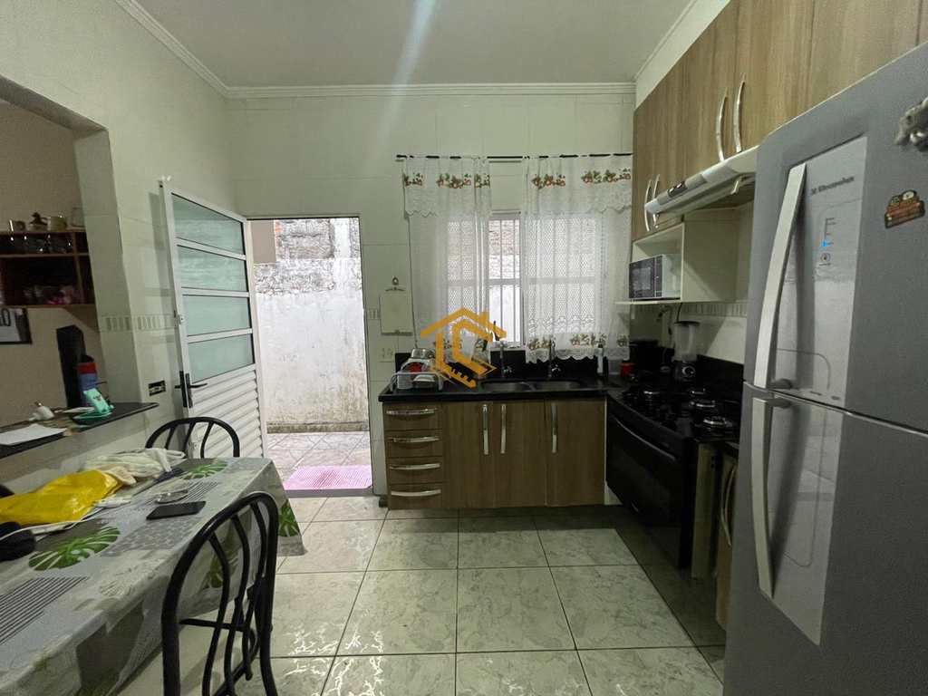 Casa em Praia Grande, no bairro Samambaia