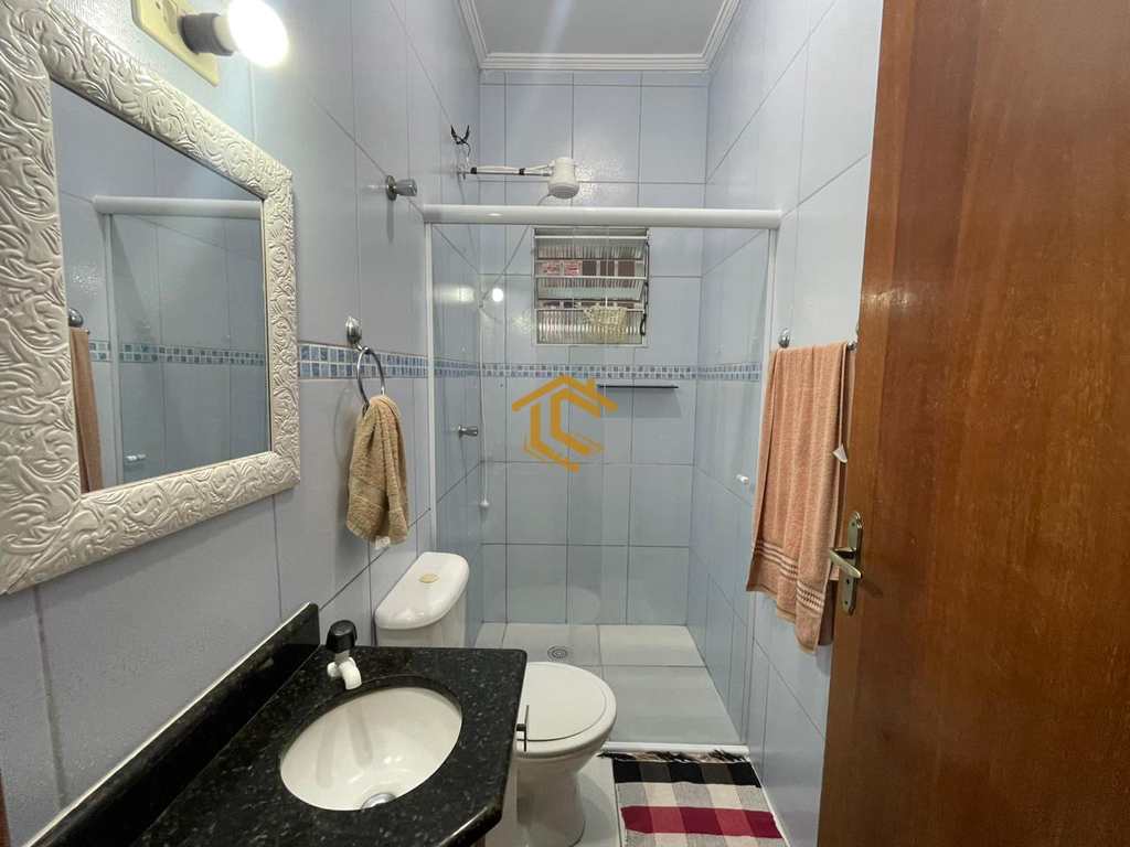 Casa em Praia Grande, no bairro Samambaia