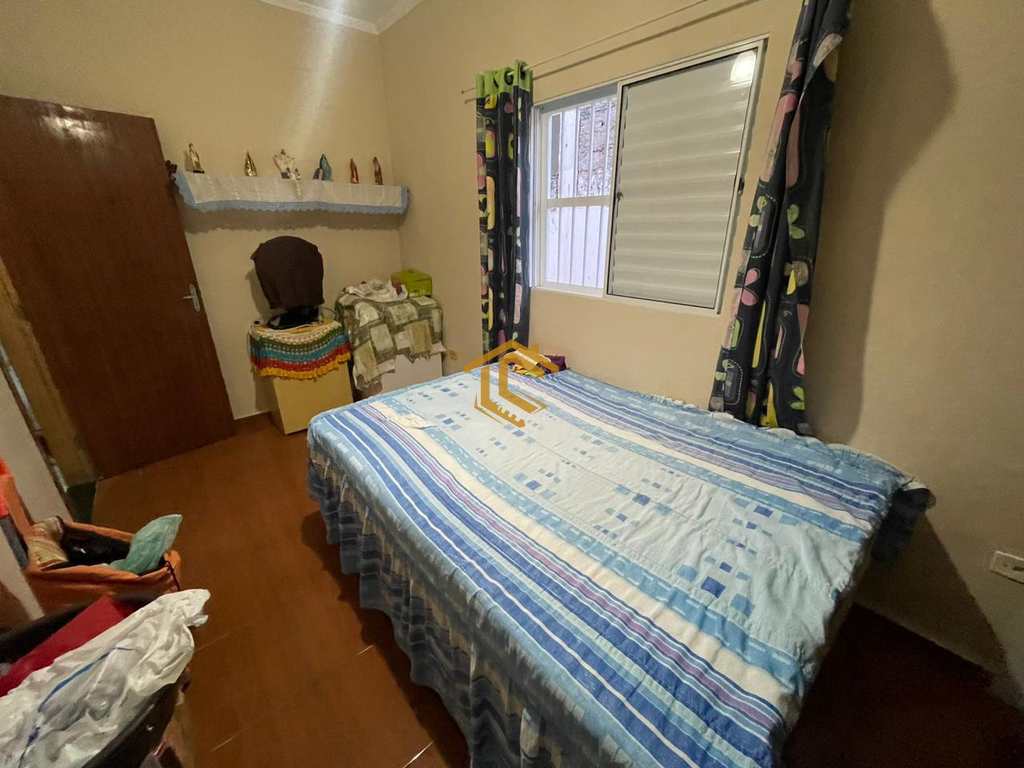 Casa em Praia Grande, no bairro Samambaia