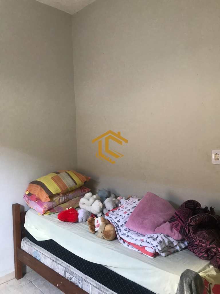 Casa em Praia Grande, no bairro Melvi