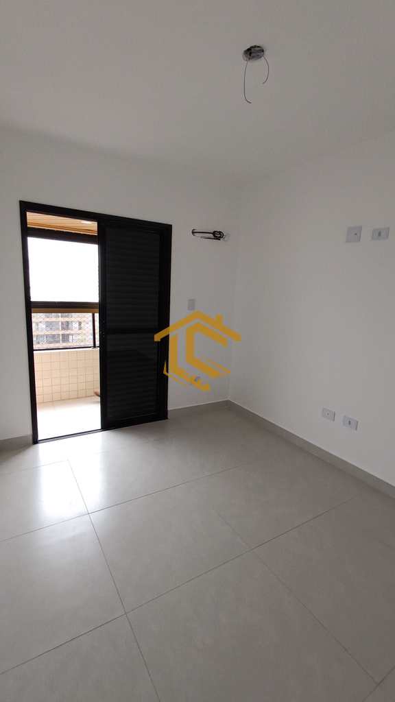 Apartamento em Praia Grande, no bairro Canto do Forte