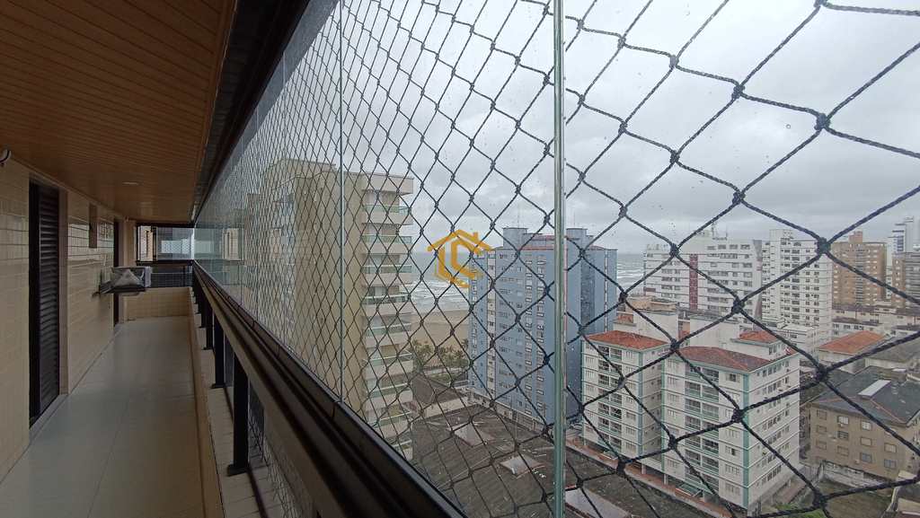 Apartamento em Praia Grande, no bairro Canto do Forte
