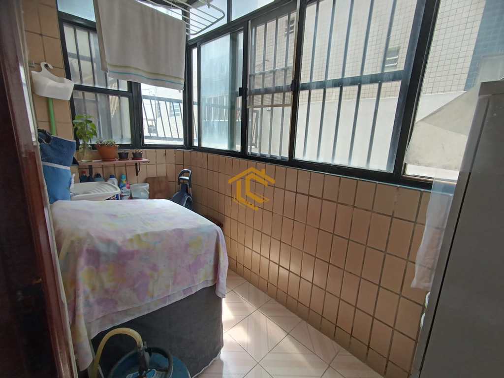 Apartamento em Praia Grande, no bairro Tupi