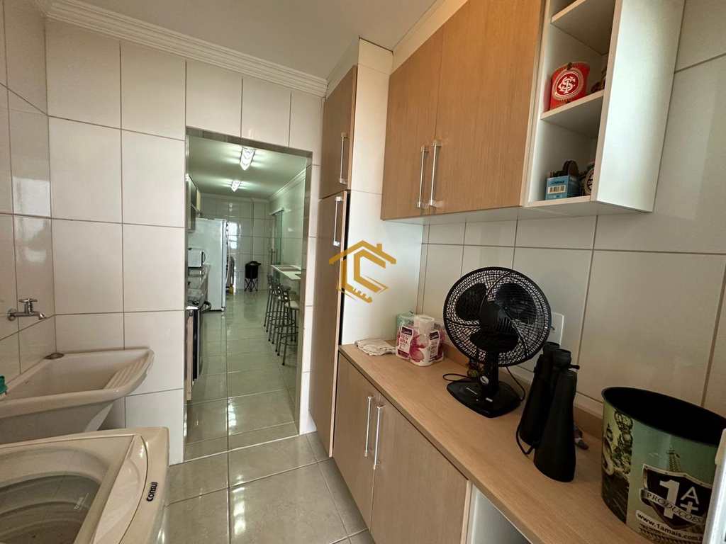 Apartamento em Praia Grande, no bairro Caiçara