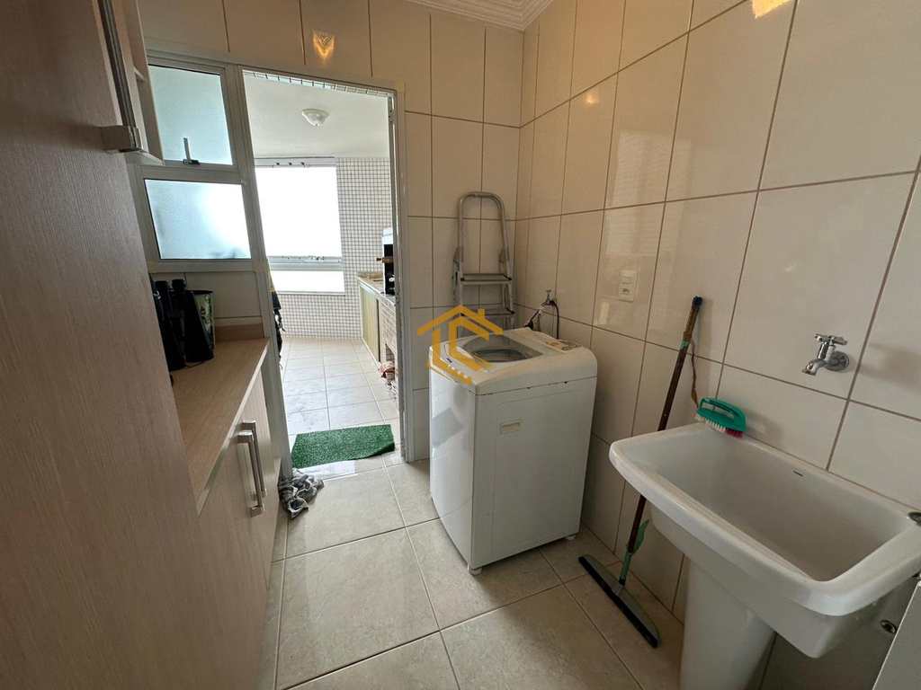 Apartamento em Praia Grande, no bairro Caiçara