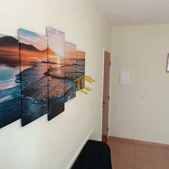 Apartamento em Praia Grande, bairro Caiçara
