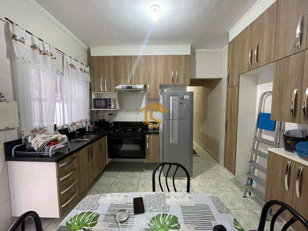 Casa em Praia Grande, no bairro Samambaia
