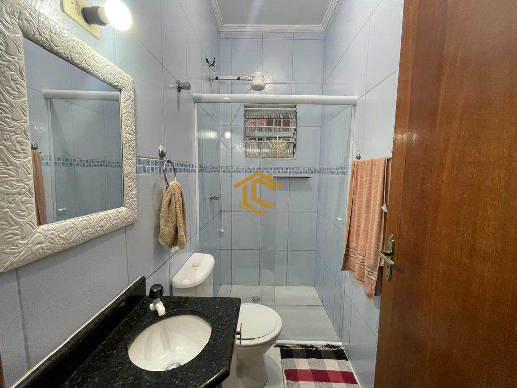 Casa em Praia Grande, no bairro Samambaia