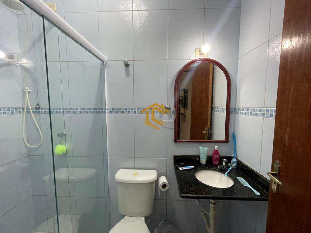 Casa em Praia Grande, no bairro Samambaia
