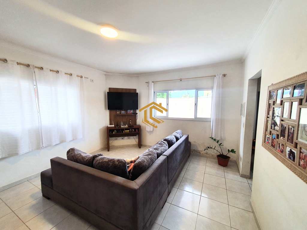 Casa em Praia Grande, no bairro Real