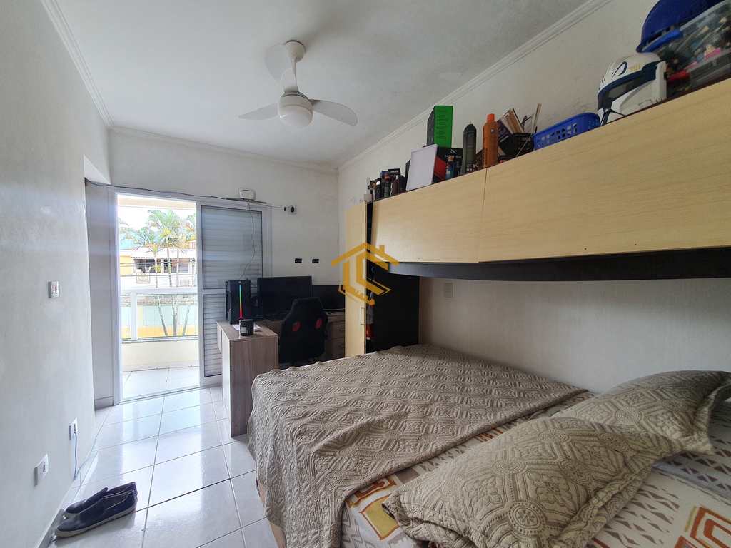 Casa em Praia Grande, no bairro Real