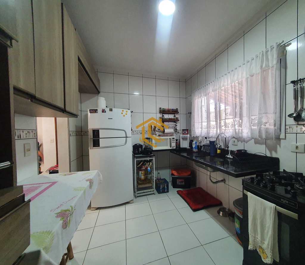 Casa em Praia Grande, no bairro Real