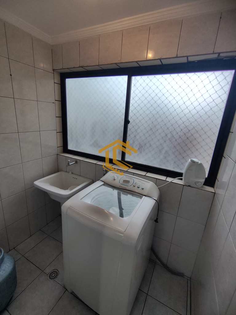 Apartamento em Praia Grande, no bairro Tupi