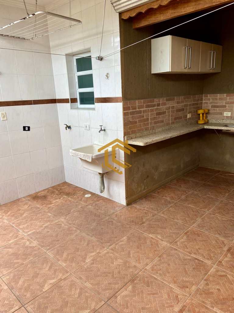 Casa em Praia Grande, no bairro Sítio do Campo