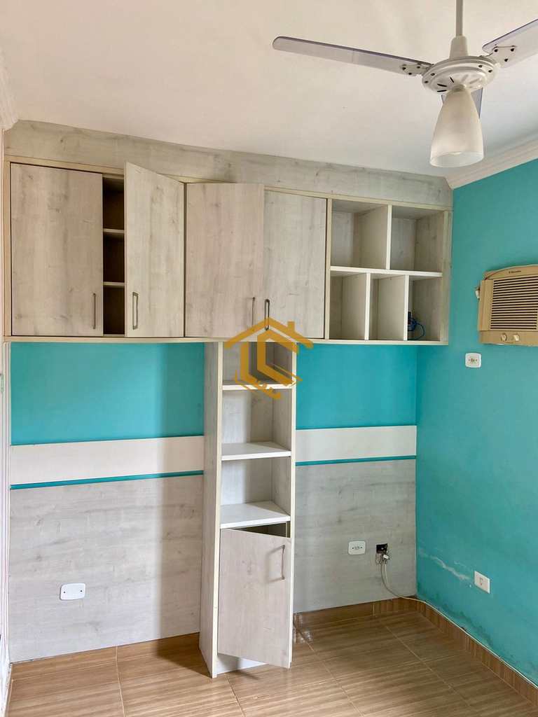 Casa em Praia Grande, no bairro Sítio do Campo