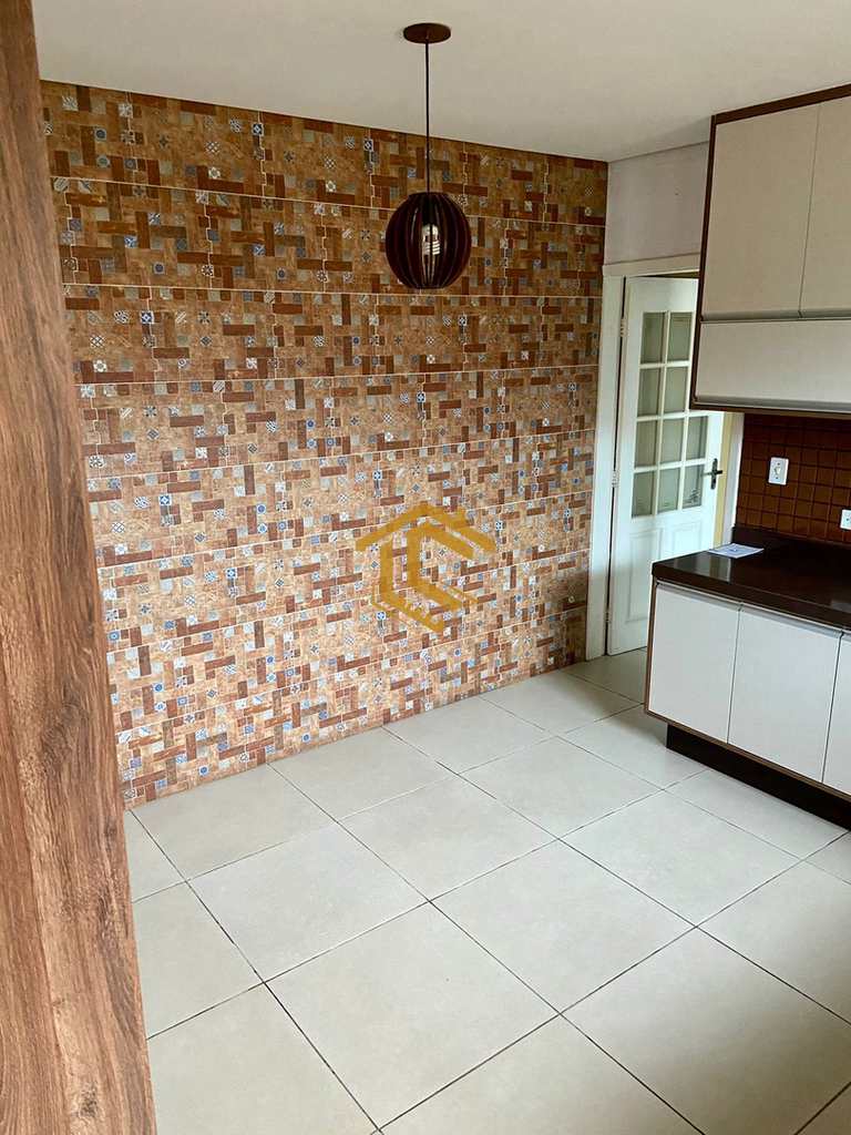 Casa em Praia Grande, no bairro Sítio do Campo