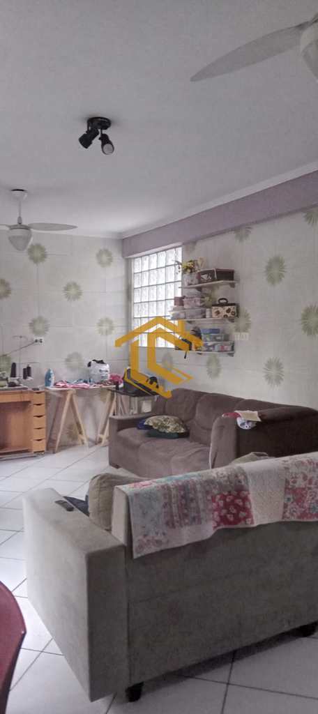 Casa em Praia Grande, no bairro Ocian